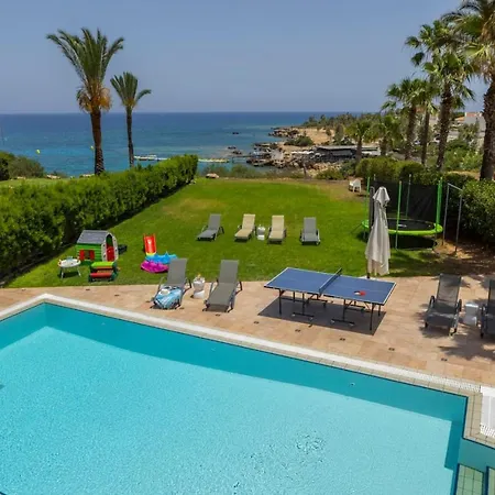 Villa Sunnyvillas: 4br Seafront Villa*private Pool*bw44 Protaras